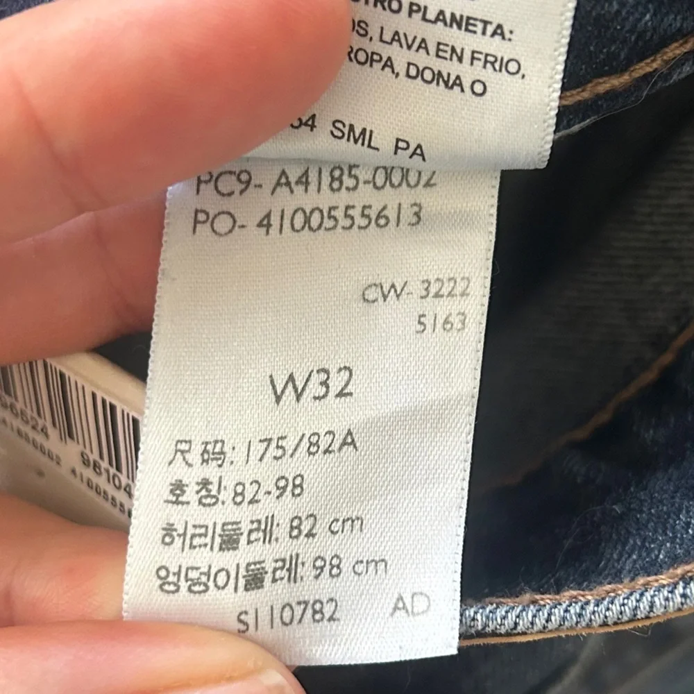 NWT Signature by Levi Strauss Men's Dark Blue Jean Shorts Denim Casual 32